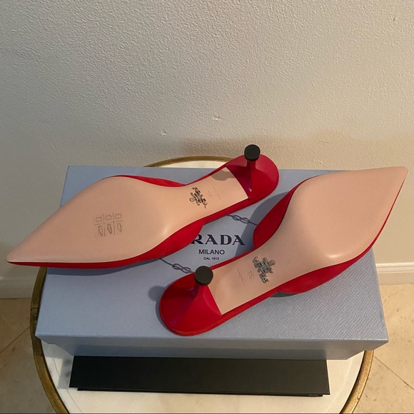 Prada Suede Pointy Toe Mule Red - Picture 7 of 13